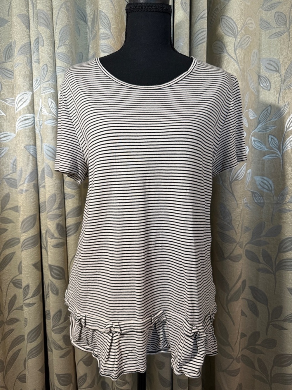 Banana Republic Black and White Striped Short Sleeve Designer Tee